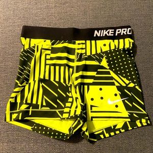 Nike Pro Women's Mid-Rise 3" Training Shorts
